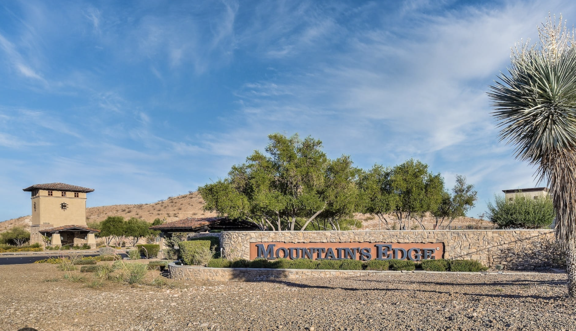 Photo of the southern highlands community sign on a sunny day